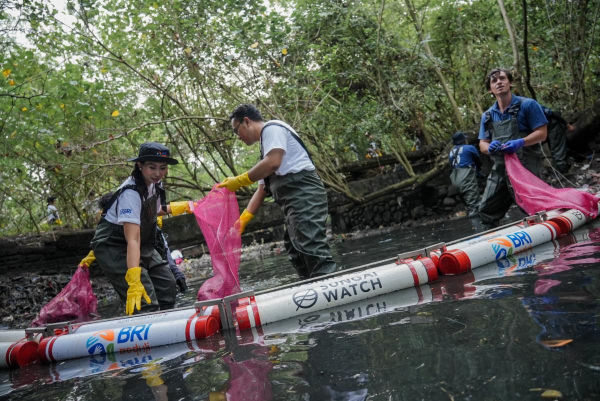 Peringati Hari Sungai Sedunia, BRI Peduli Ajak Generasi Muda Jaga Ekosistem Sungai dan Peduli Lingkungan