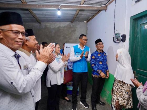 Sambut HLN Ke-80, PLN Berbagi Terang Untuk Masyarakat di Berbagai Daerah
