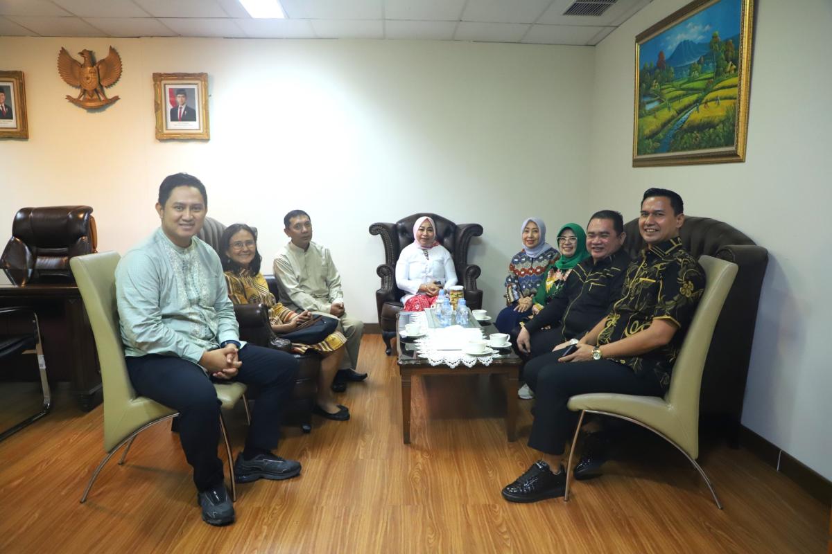 Kakanwil BPN DKI Jakarta Terima Kunjungan Pengwil IPPAT DKI, Perkuat Sinergi Pelayanan Pertanahan