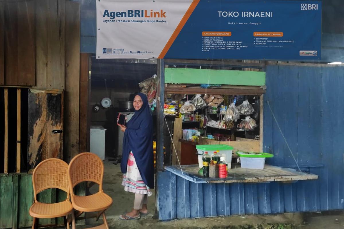 Cerita AgenBRILink “Irnaeni”, Penghubung Akses Keuangan Petani Kakao dan Komunitas Perempuan di Papua