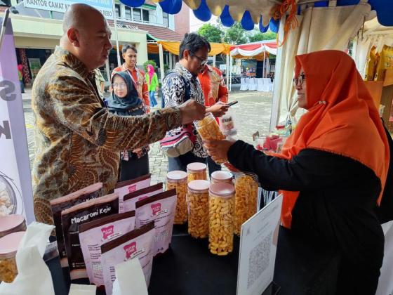  Pemberdayaan BRI Dorong Usaha Kue Kering 'Bakulis' Naik Kelas, Jadi Sumber Penggerak Ekonomi Warga Sekitar
