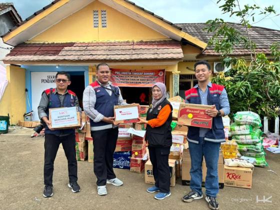 Hutama Karya Grup Salurkan Bantuan Tanggapan Bencana untuk Korban Banjir dan Longsor di Sukabumi
