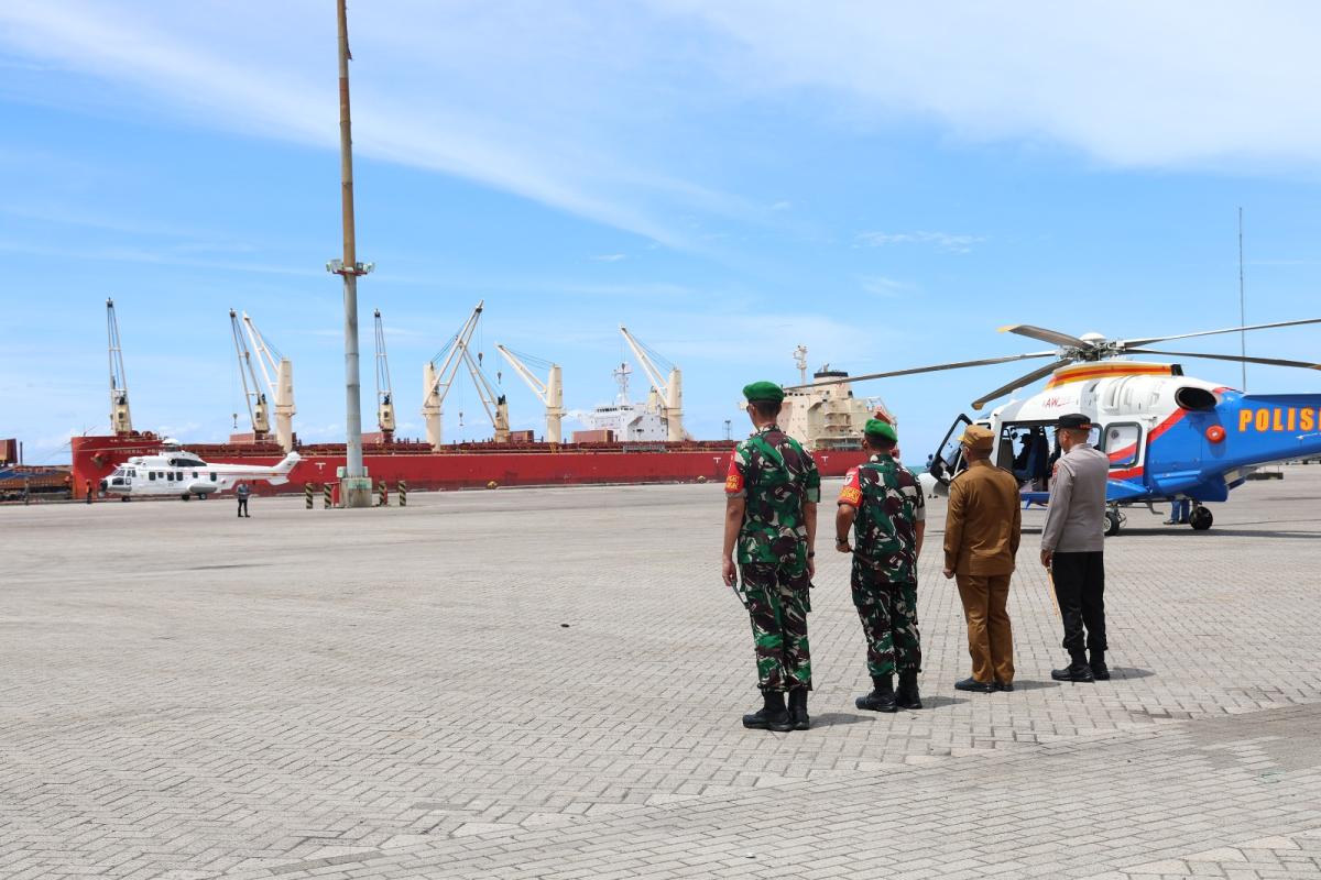 Gubernur Andra Soni Hadiri Peresmian Pabrik Petrokimia Terbesar di Asia Tenggara