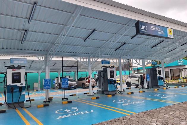 PLN Hadirkan SPKLU Center Pertama di Yogyakarta, Beri Kemudahan Bagi Pengguna EV