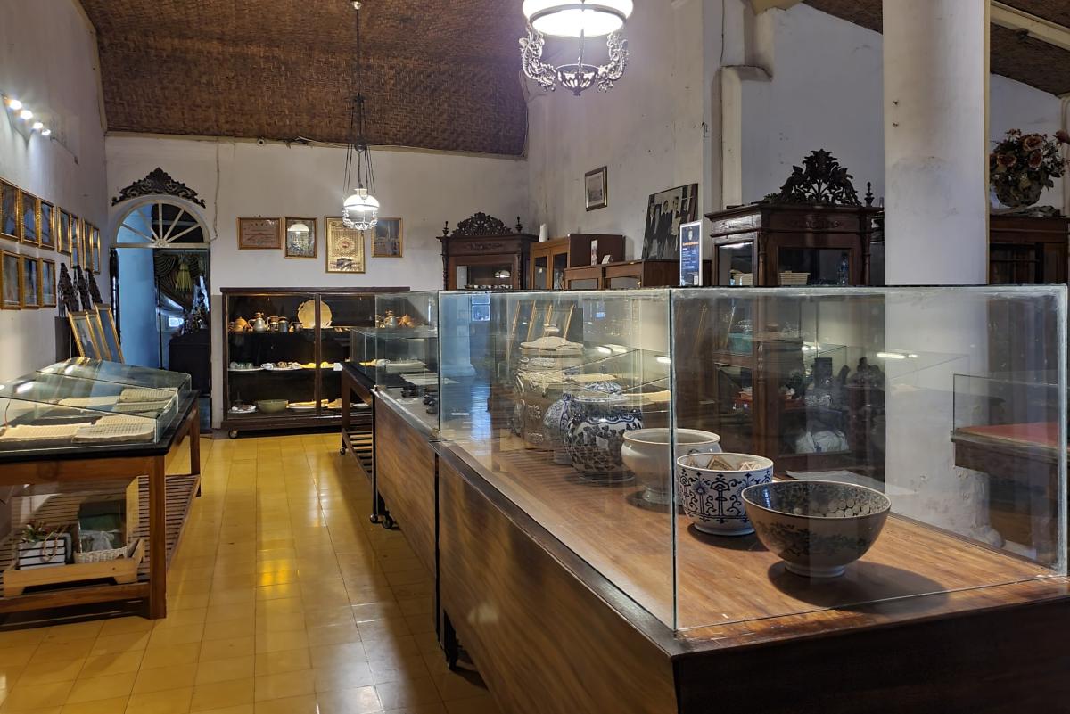 Kuliner Raja di Balik Tembok Kraton Kacirebonan