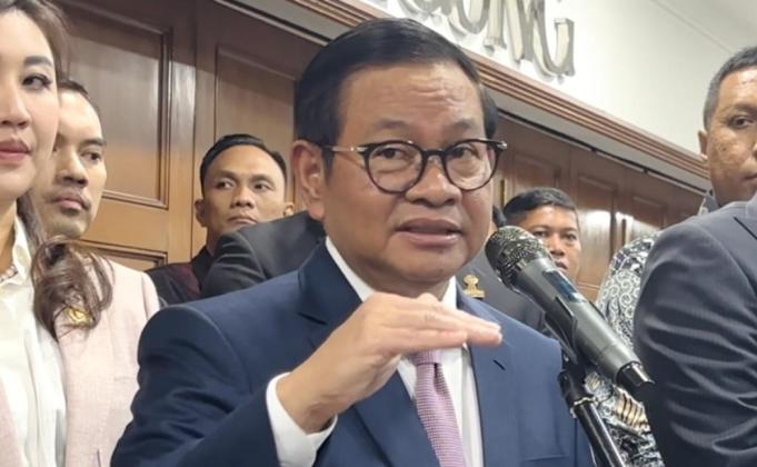 BURUH ANCAM MOGOK NASIONAL! Kenaikan UMP DKI 2026 Masih Jadi Rahasia Gubernur Pramono