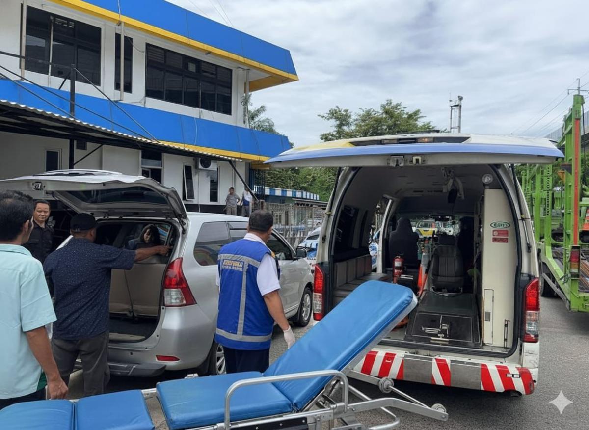 Petugas Sigap Bantu Penanganan Darurat Ibu Melahirkan di Ruas Tol Jakarta – Cikampek