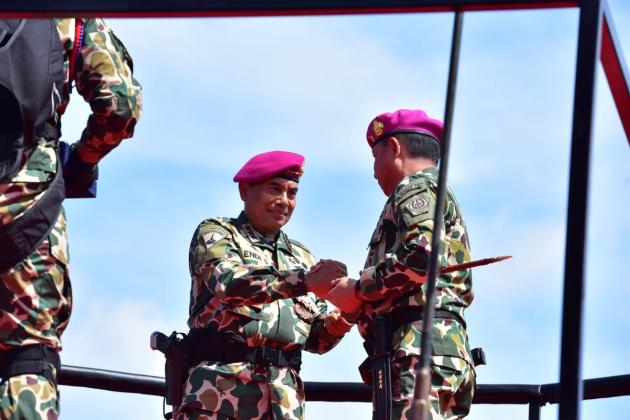 Jenderal TNI Agus Subiyanto Resmi Jadi Warga Kehormatan Ke-49 di HUT Ke-80 Korps Marinir!