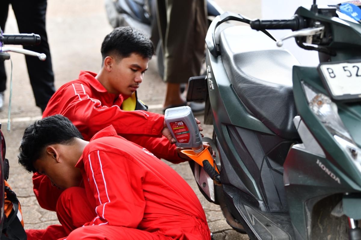 Pertamina Dorong Kemandirian Siswa SMA Lewat Ajang Ganti Oli Gratis di Seluruh Indonesia