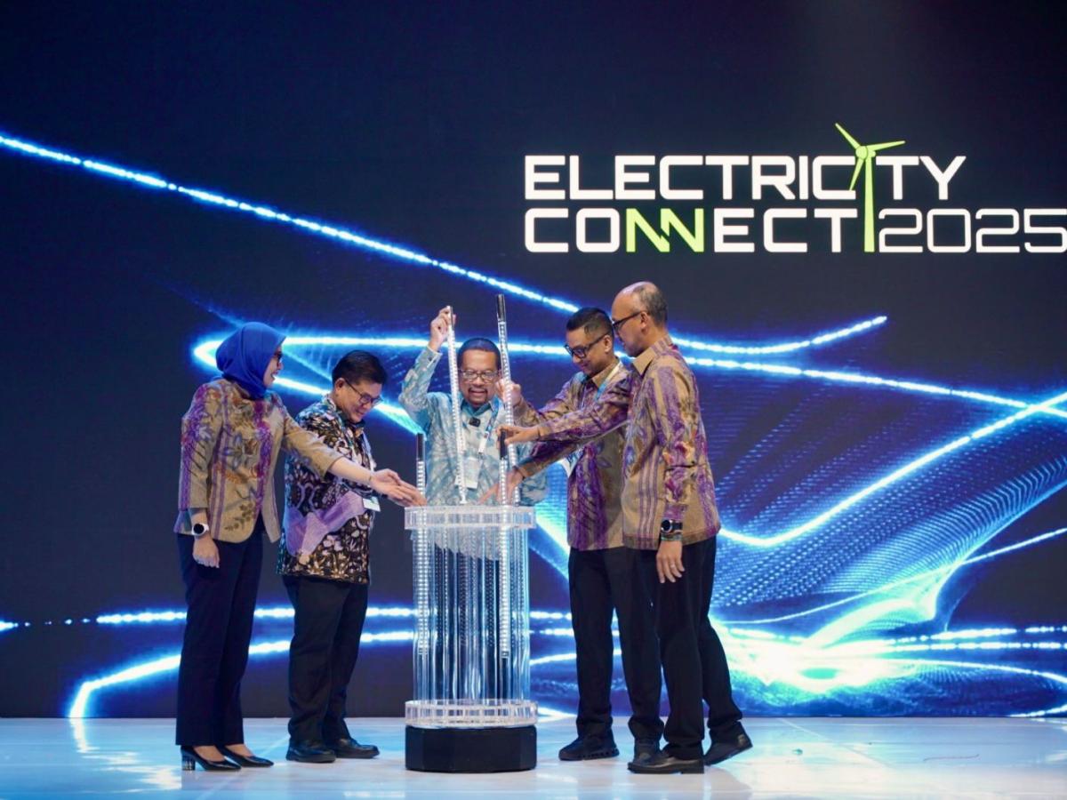 PLN Perluas Kolaborasi Perkuat Ketahanan Energi di Ajang Electricity Connect 2025