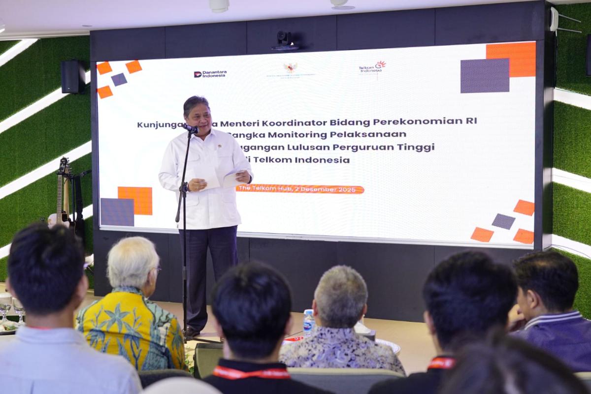 Menteri Koordinator Bidang Perekonomian Tinjau Pelaksanaan Program Pemagangan Nasional di Telkom
