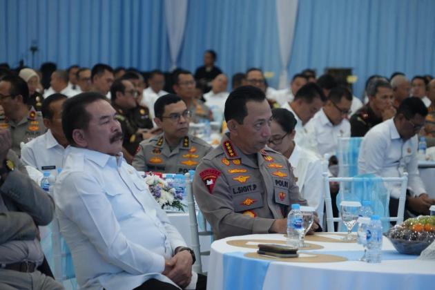  Kejaksaan dan Polri Perkuat Sinergitas  Melalui Penandatanganan Nota Kesepahaman Sambut KUHP dan KUHAP Baru