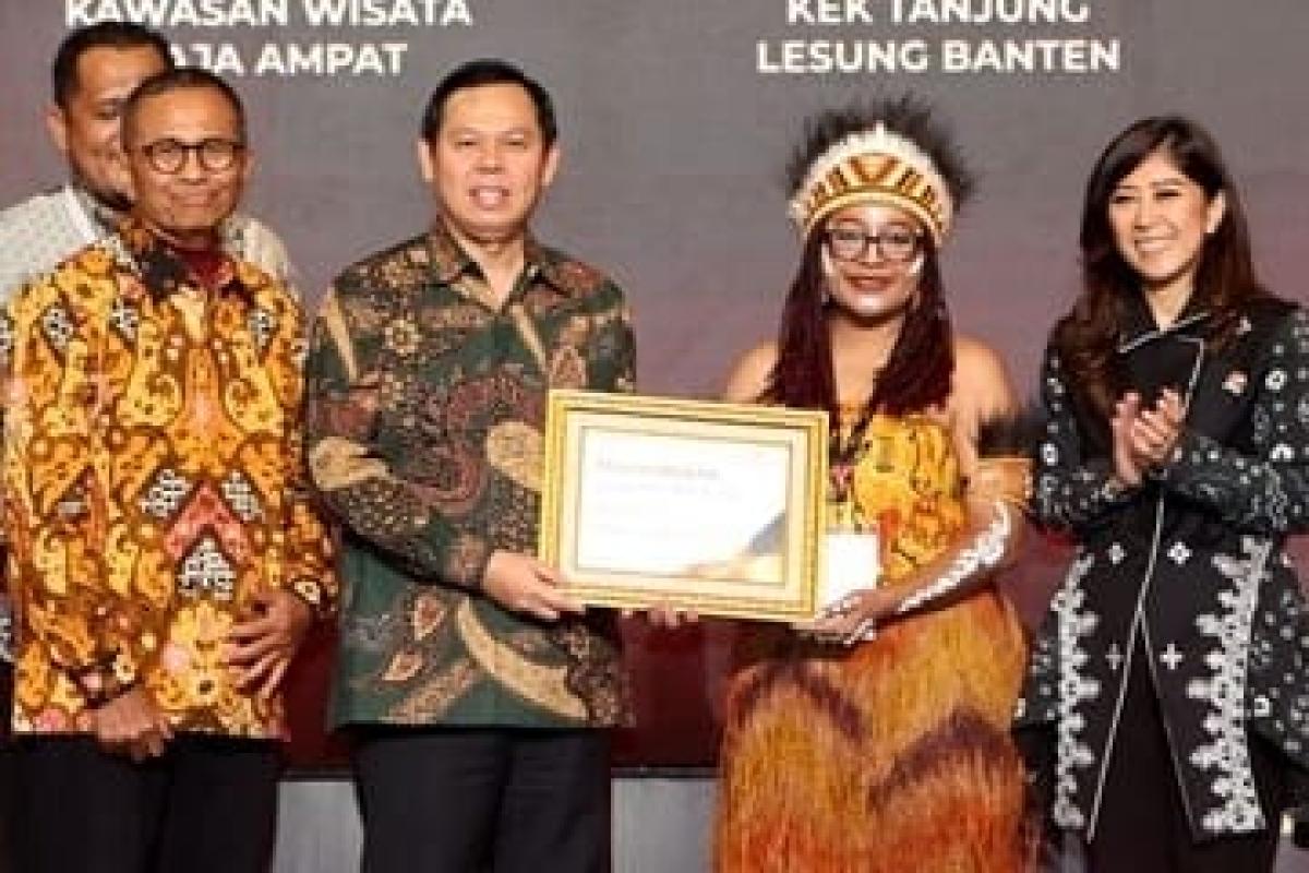 Kawasan Konservasi Laut Raja Ampat Kembali Menegaskan Reputasinya Sebagai Destinasi Wisata Kelas Dunia