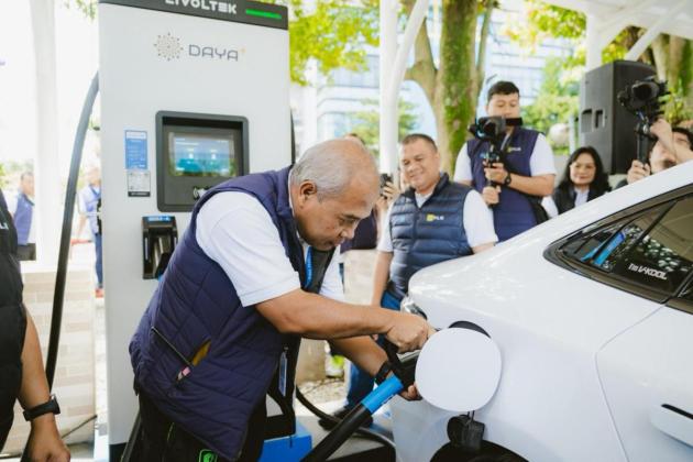 PLN Uji Perjalanan Lampung–Surabaya dengan Mobil Listrik, Pastikan SPKLU Siap Layani Pemudik Nataru 2025/2026