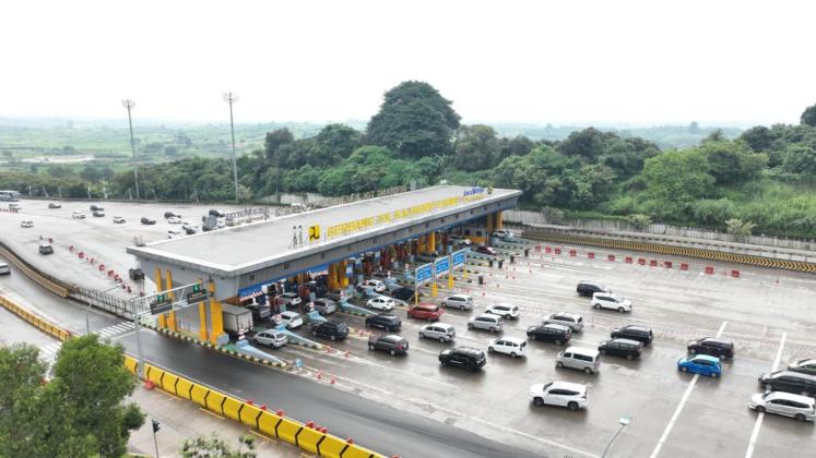 H-5 Libur Natal Tahun 2025 Mulai Terpantau Peningkatan Lalu Lintas Arus Mudik pada Gerbang Tol di Ruas Jabodetabek dan Jawa Barat