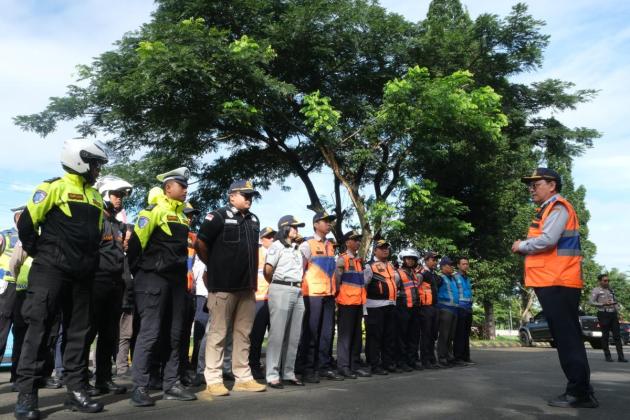 Tingkatkan Layanan Keselamatan di Jalan Tol Periode Nataru, Dirut PT JMTO Dukung Ramp Check Kendaraan Angkutan Umum