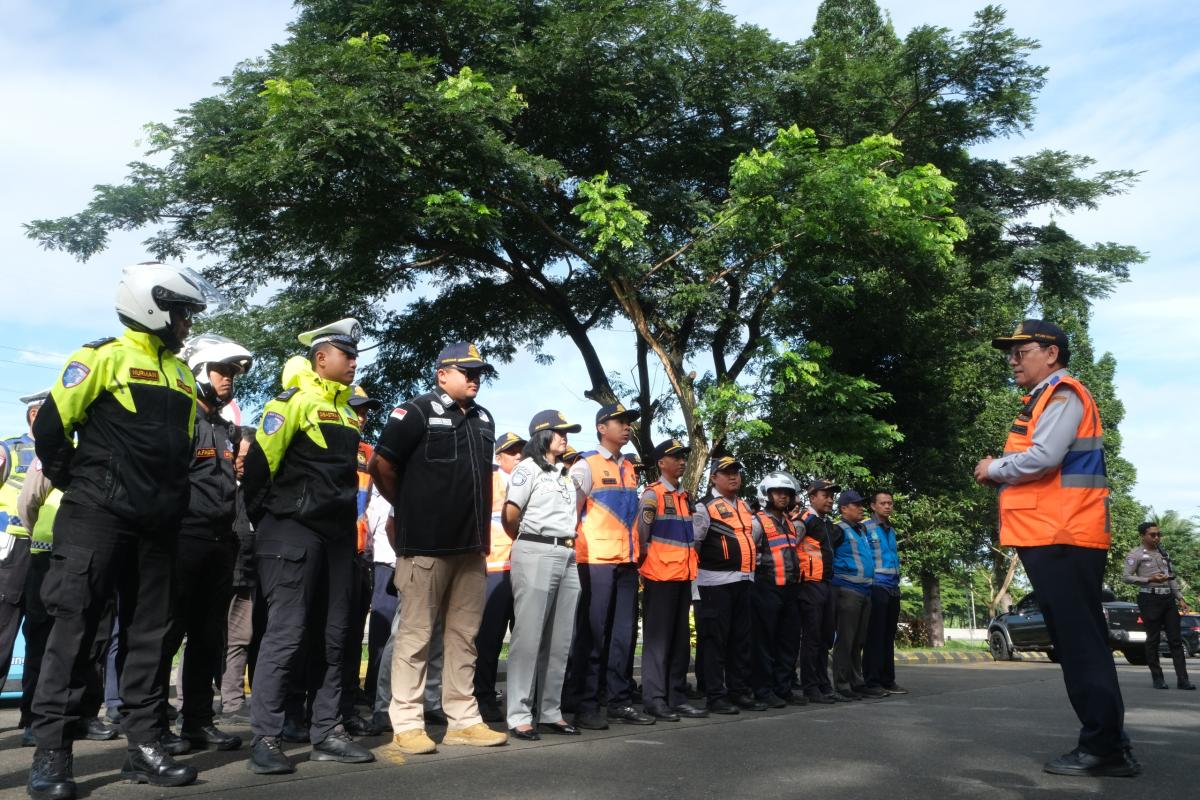 Tingkatkan Layanan Keselamatan di Jalan Tol Periode Nataru, Dirut PT JMTO Dukung Ramp Check Kendaraan Angkutan Umum