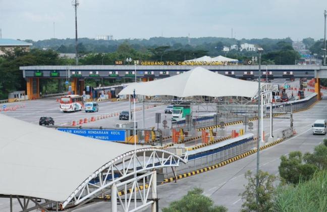 Arus Balik Natal 2025 Meledak! 55 Ribu Kendaraan Serbu Jakarta, Cek Strategi JTT di Tol Japek