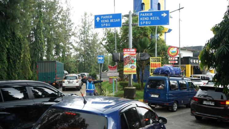 Lalu Lintas Membludak! Pengunjung Travoy Rest Area Naik 176% Saat Nataru, Cek Fasilitas Mewahnya!