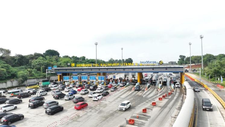 Arus Balik Nataru Meledak! Volume Kendaraan ke Jakarta Melonjak 13%, Buruan Manfaatkan Diskon Tol 20% Besok!
