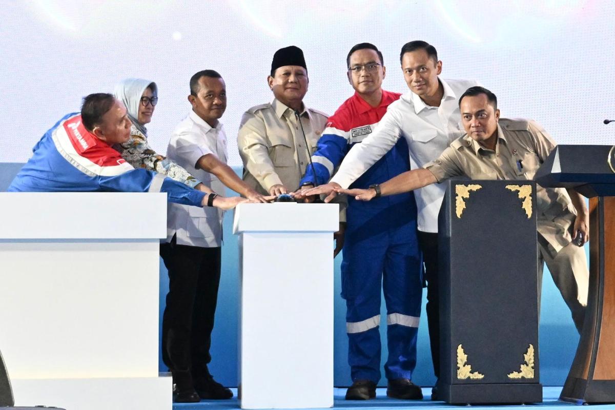 Menko AHY Dampingi Presiden Prabowo Resmikan RDMP Balikpapan, Tekankan Sinergi Infrastruktur Energi