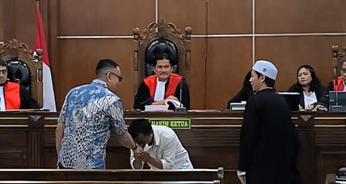 Ahmad Sahroni Sudah Jalani Sanksi MKD, Kini Giliran Penjarah Rumahnya 'Diseret' ke Meja Hijau!