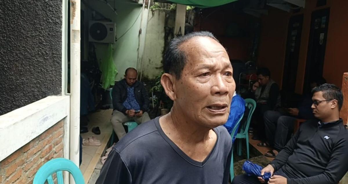 Pilunya Ayah Korban Pesawat ATR 42-500: Belum Pasang Bendera Kuning, Masih Menanti Keajaiban