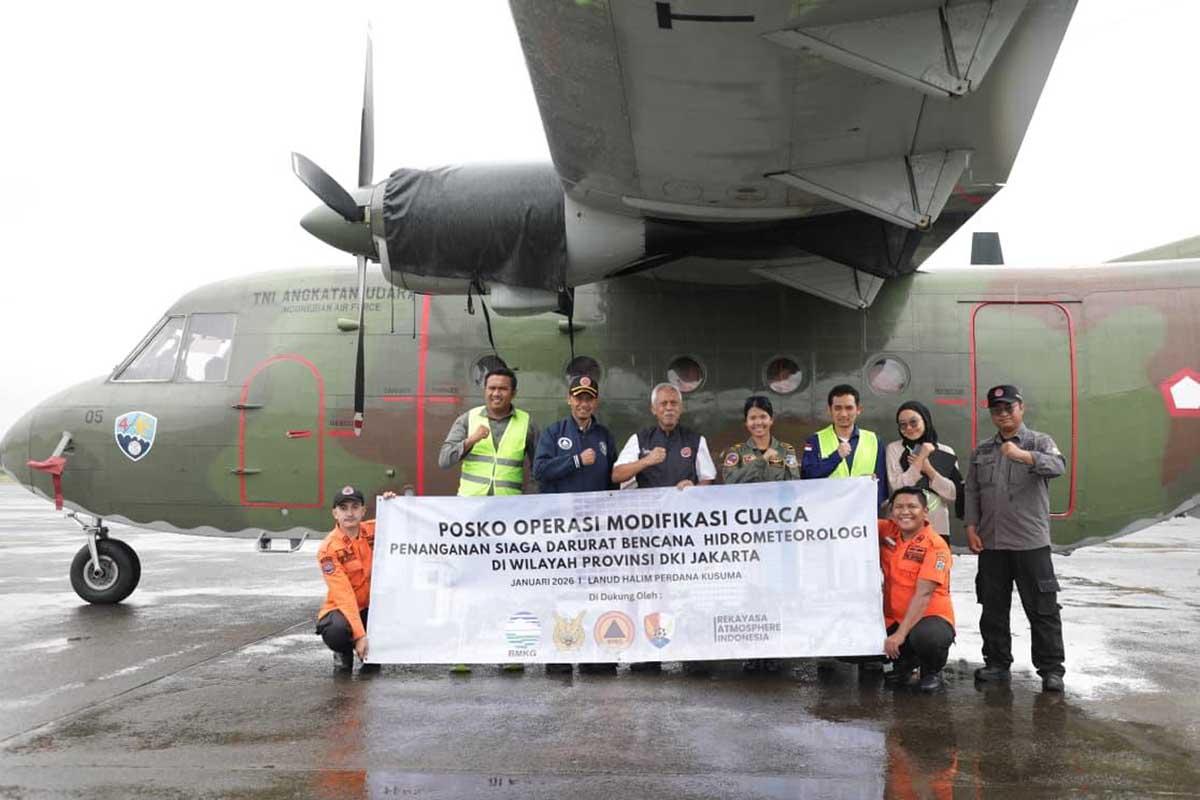 Cegah Banjir Besar, BMKG dan Pemprov DKI 'Jinakkan' Awan Hujan di Langit Jakarta