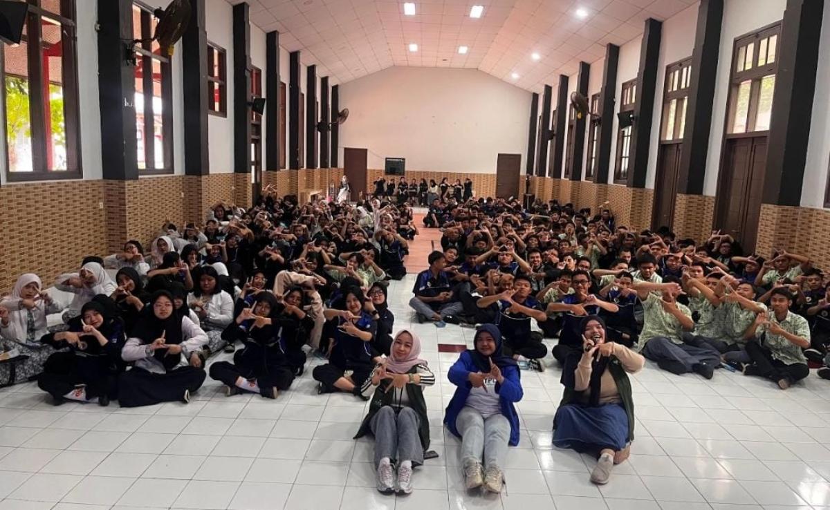 Siswa SMA Favorit Bandung Antusias Ikuti Sosialisasi ITPLN: Kuliah Energi Anti Resesi