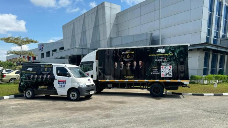 JNE Resmi Jadi Official Logistics Partner Konser 'Dua Delapan' Padi Reborn 2026