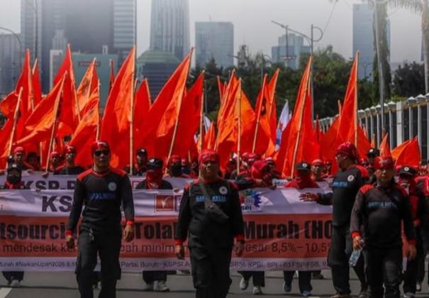 Ribuan Buruh Kepung Patung Kuda Hari Ini, Polisi Siagakan 1.174 Personel Amankan Arus Aspirasi