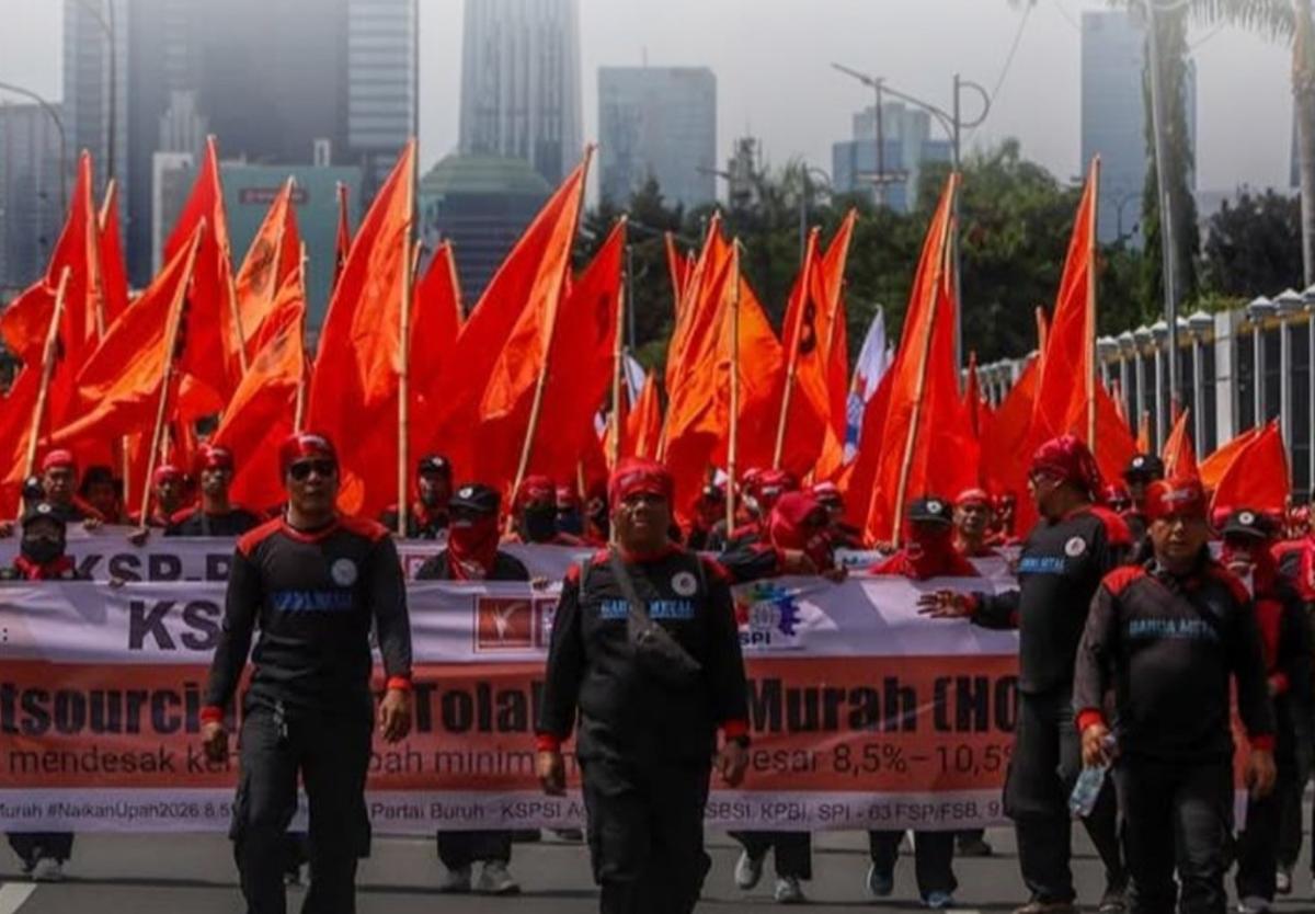 Ribuan Buruh Kepung Patung Kuda Hari Ini, Polisi Siagakan 1.174 Personel Amankan Arus Aspirasi