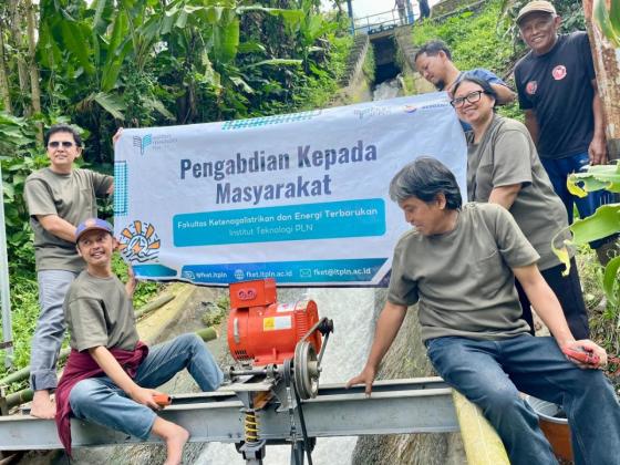 Irigasi Disulap Jadi Energi, Tim PKM ITPLN Bangun PLTMH di Pelosok Cianjur