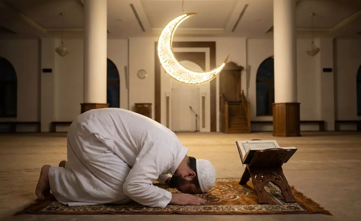 LENGKAP! Tata Cara Sholat Nisfu Syaban, Niat dan Doanya