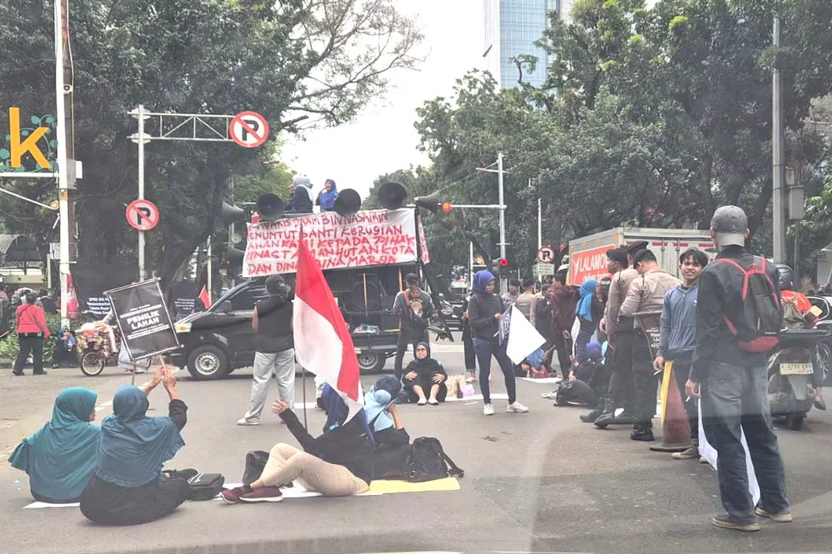 Awas Macet! 1.060 Personel Kawal Demo Guru Madrasah di DPR RI, Hindari Jalur Gatot Subroto Hari Ini
