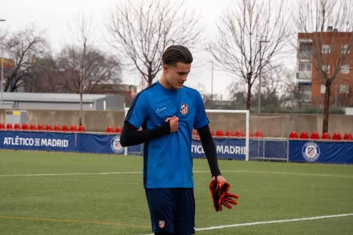 Mengenal Tony Kouwen: Kiper Keturunan Indonesia yang Trial di Atletico Madrid, Buka Peluang Bela Timnas Garuda!