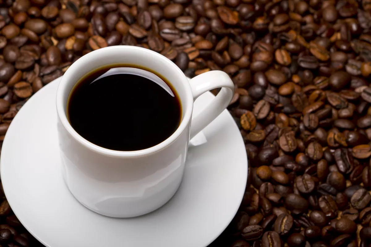 Bahaya Minum Kopi Saat Sahur bagi Lambung dan Cairan Tubuh