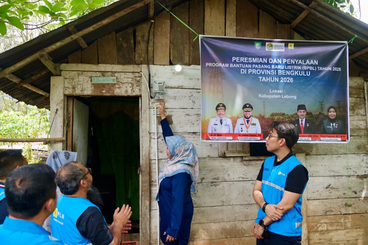 Lewat BPBL, Kementerian ESDM dan PLN Wujudkan Penyambungan Listrik Gratis bagi 750 Warga Bengkulu