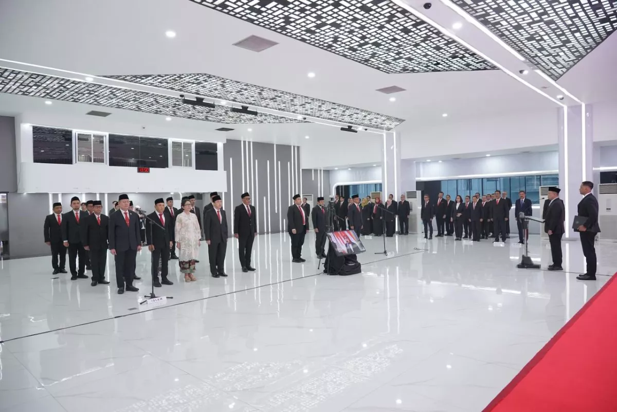 Lantik Pejabat Struktural Kementerian ATR/BPN, Menteri Nusron: Permudah Urusan Masyarakat dalam Pelayanan Pertanahan