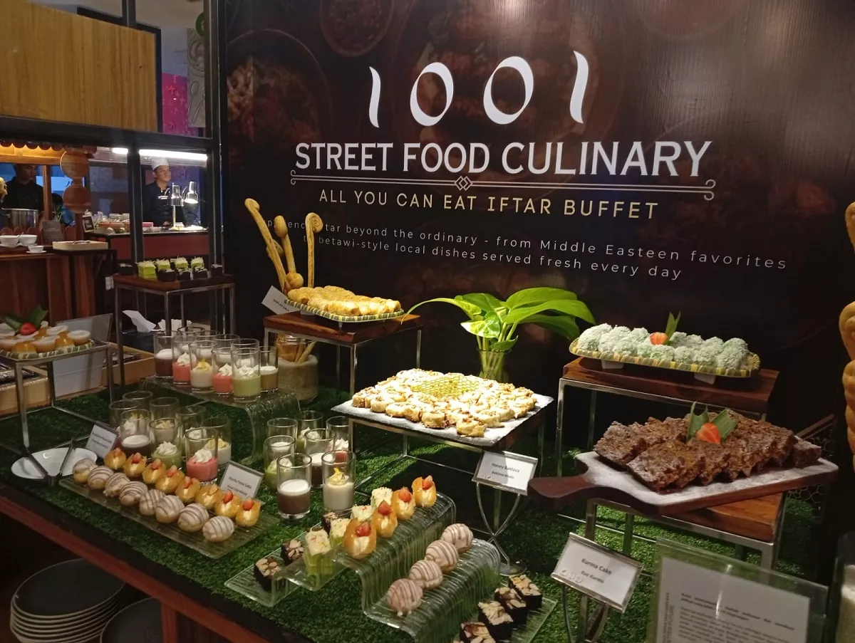 Ramadan 2026: Mercure Jakarta Cikini Sajikan Petualangan '1001 Street Food' dan Hadiah Motor Listrik
