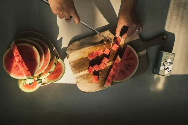 Jangan Biarkan Perut Kaget! Ini 9 Makanan Terbaik untuk Berbuka Puasa Menurut Ahli Gizi