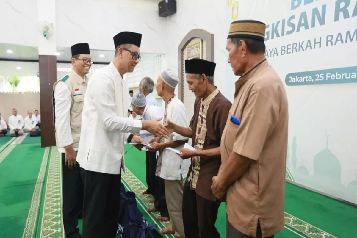 Berbagi Berkah Sepanjang Ramadan 1447 H, YBM PLN Salurkan 45 Ribu Paket Bingkisan