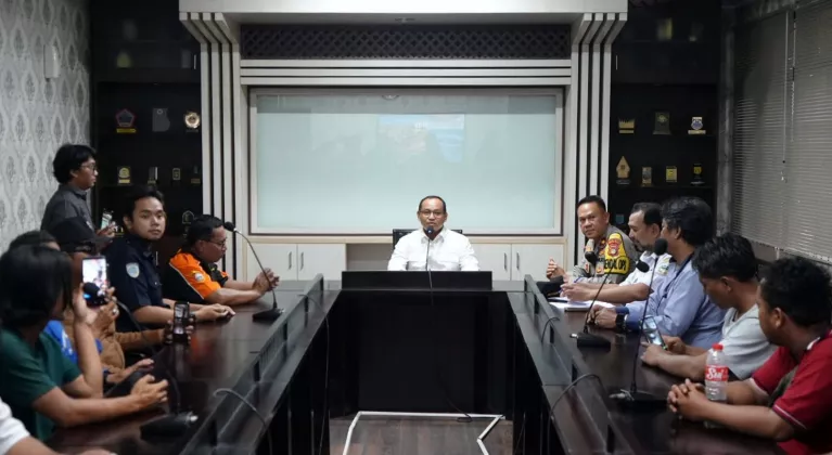 Ketua DPRD Kota Bekasi Fasilitasi Mediasi Organda, Cari Solusi Sinkronisasi Trans Beken