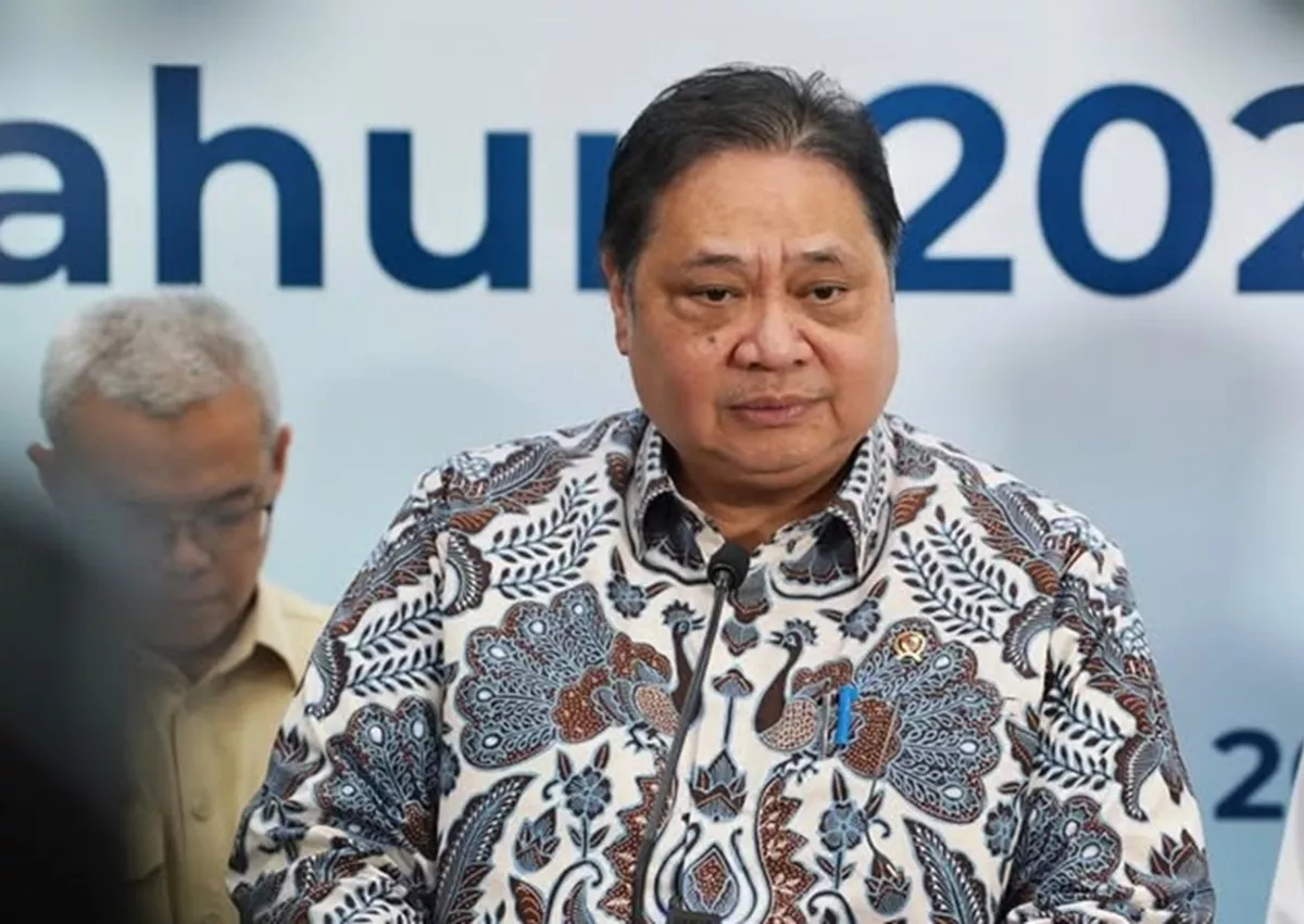 Rupiah Melemah ke Rp17.105 per Dolar AS, Airlangga Bilang Begini...