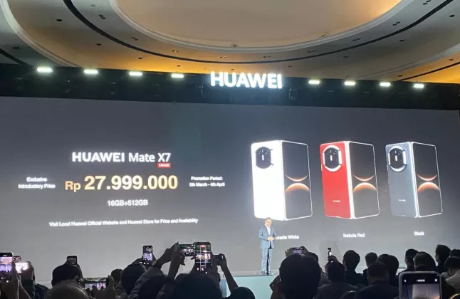 HUAWEI Mate X7 Hadir di Indonesia: Smartphone Lipat Ultra Tipis dengan Kamera Profesional