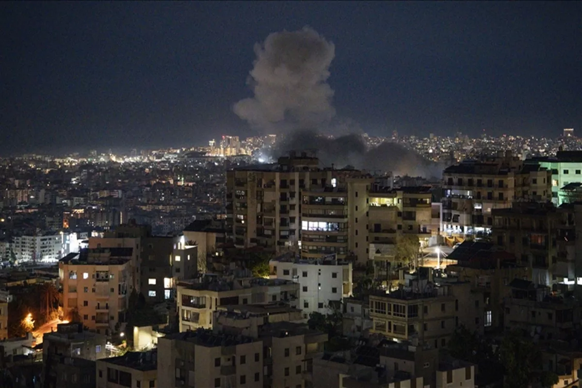 Israel Serang Pinggiran Selatan Beirut, Penduduk Diimbau Segera Mengungsi
