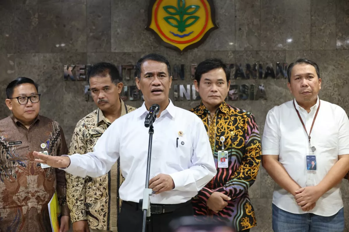 Mentan Amran: Pangan Aman 324 Hari ke Depan, Produksi Beras 2,6–5,7 Juta Ton per Bulan