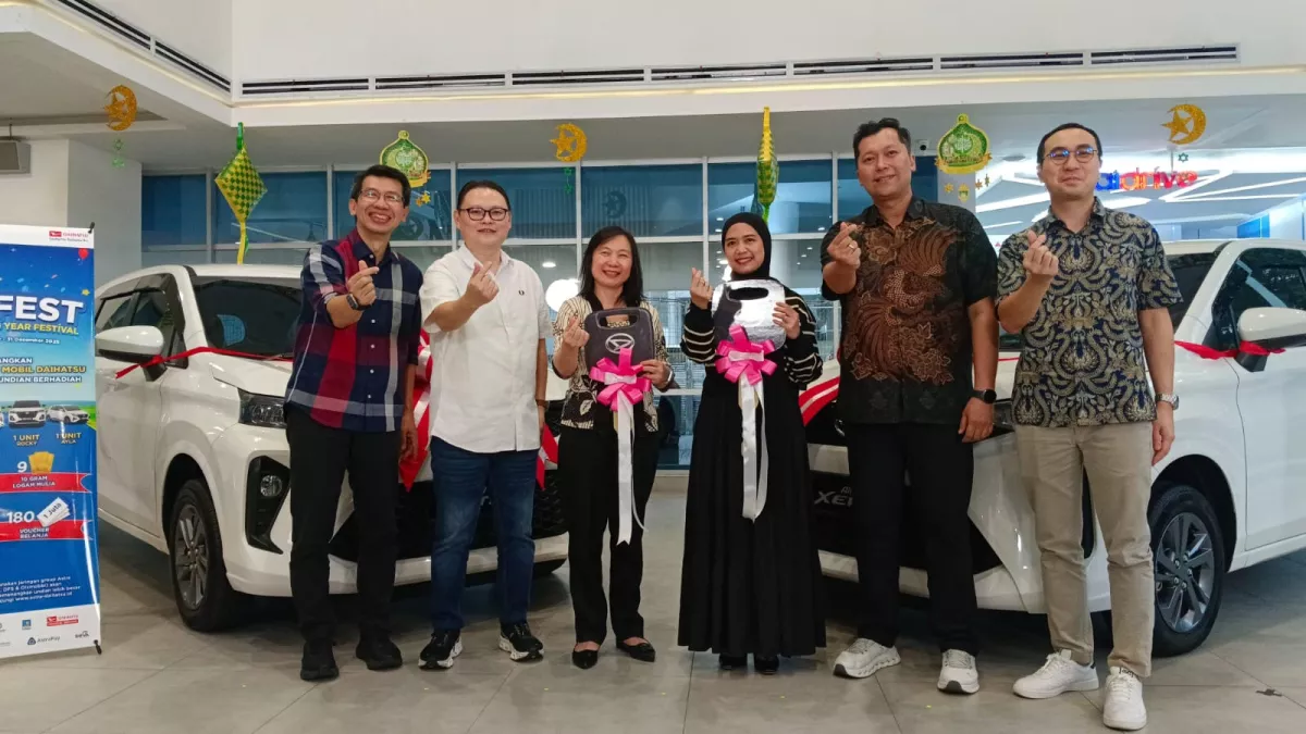 Apresiasi Pelanggan Setia, Astra Daihatsu Serahkan Hadiah Utama DAIFEST 2025
