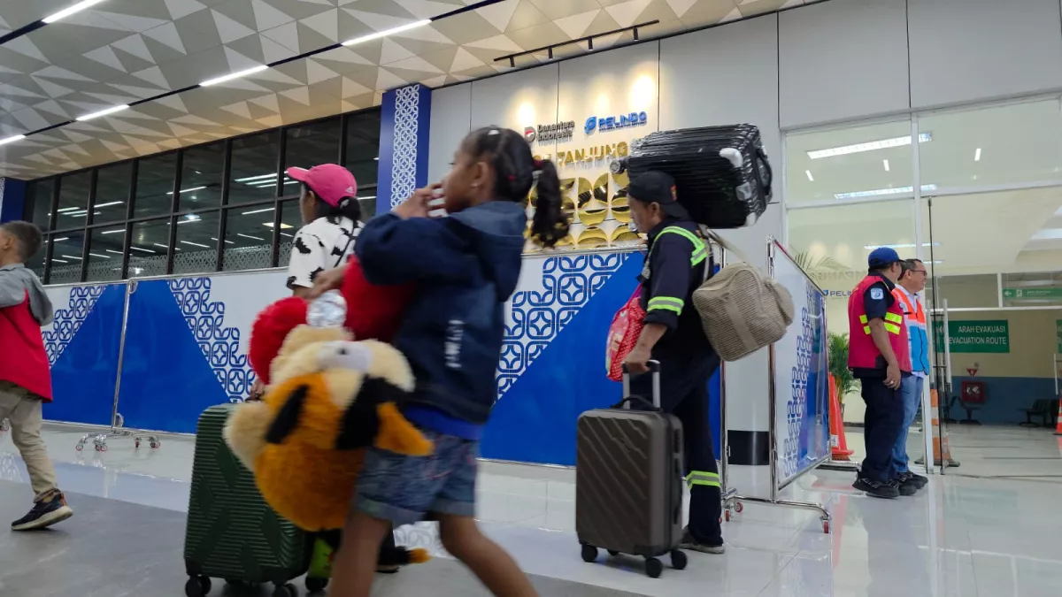 H-3 Lebaran Penumpang di Terminal Pelindo Tembus 1 Juta Orang, Tanjung Perak Jadi Titik Tersibuk