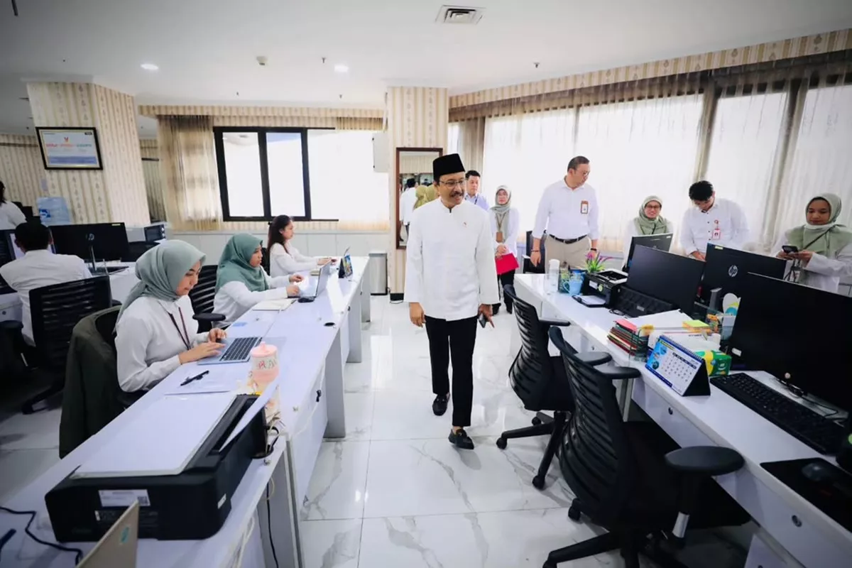 Mensos Ancam Pecat ASN dan P3K yang Bolos di Hari Pertama Kerja!